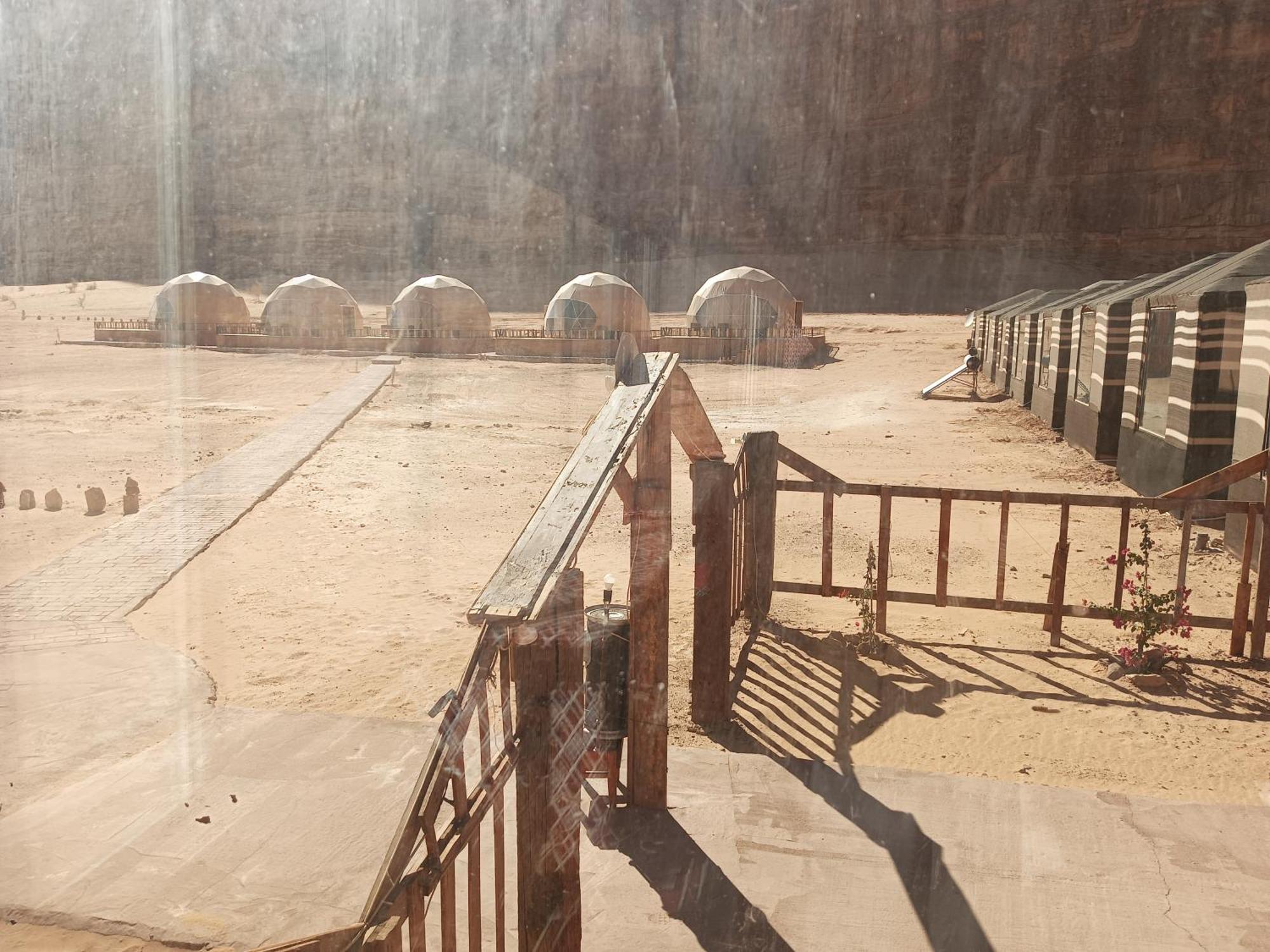מלון וואדי רם Sunrise Luxury Camp מראה חיצוני תמונה