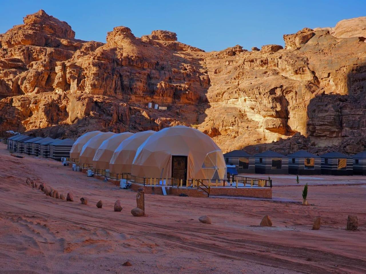 מלון וואדי רם Sunrise Luxury Camp מראה חיצוני תמונה